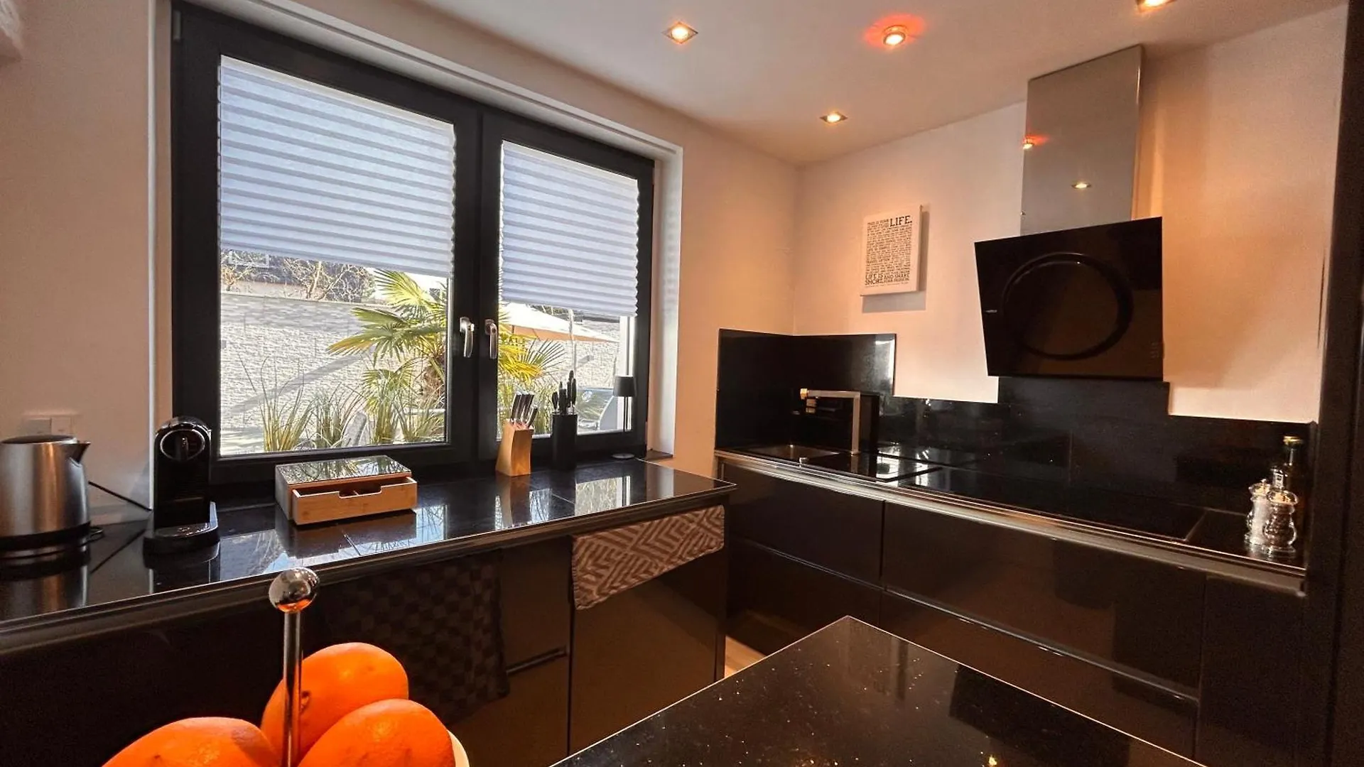 Holiday home Sonnendeck Exklusives Haus In Meerbusch - Wellness Oase Whirlpool & Grill